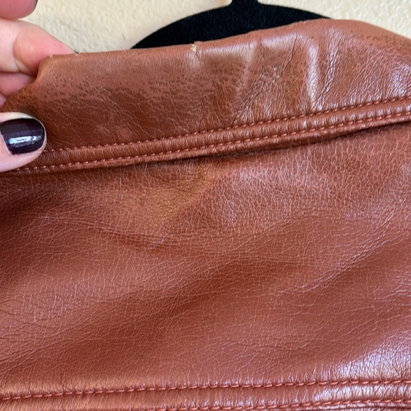 VINTAGE Brown Faux Leather Belted Shirt Jacket Size SMALL MEDIUM Pearl Snap 70s - Picture 15 of 17